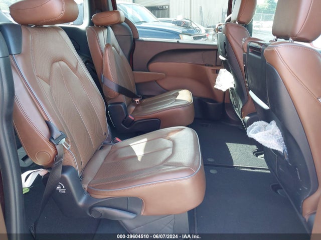 2C4RC1GGXJR154469 Chrysler Pacifica Limited