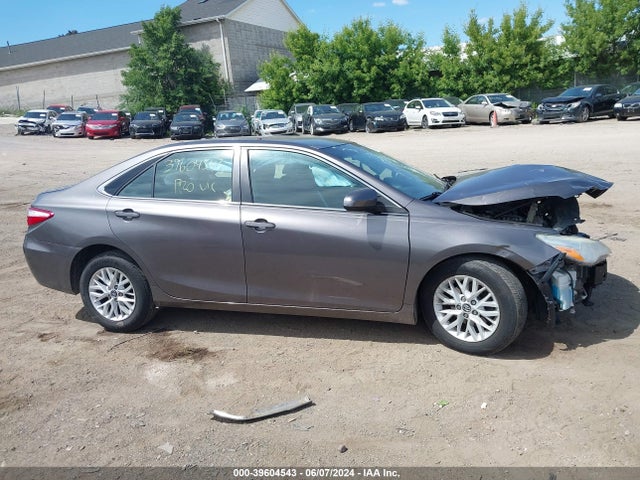 Toyota CAMRY LE 2016 4T4BF1FK7GR584214 Image 13