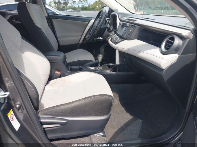 Toyota Rav4 Xle 2016 JTMWFREV4GJ095670 Image 5