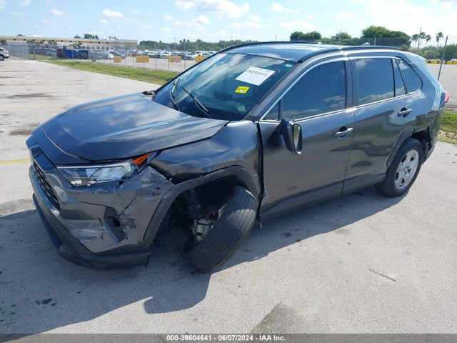 Toyota Rav4 Xle 2021 2T3W1RFV1MC130788 Image 2