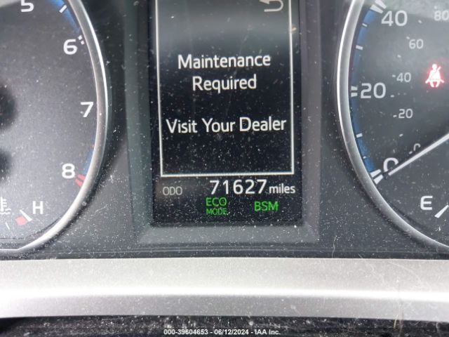 JTMRFREVXJJ746921 Toyota Rav4 Xle