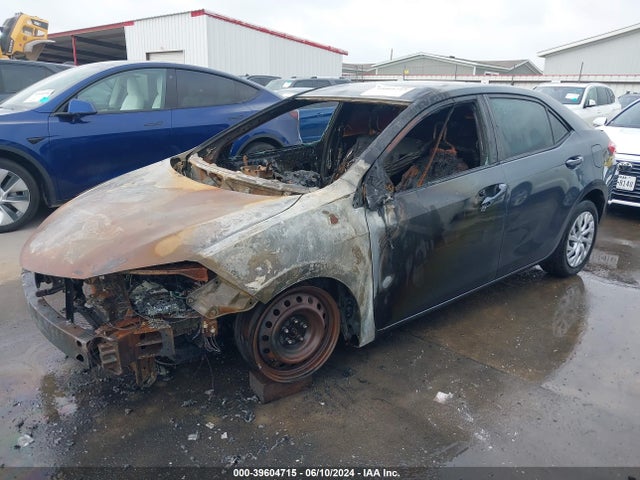Toyota COROLLA LE 2017 5YFBURHE6HP729400 Image 2