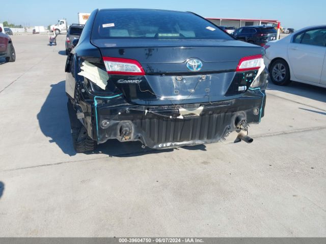 4T1BD1FKXEU135543 Toyota Camry Hybrid Le