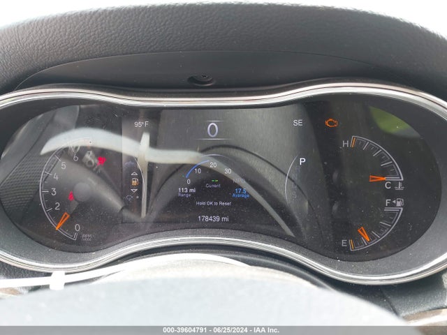 Jeep Grand Cherokee Limited 2015 1C4RJFBG8FC165626 Image 7