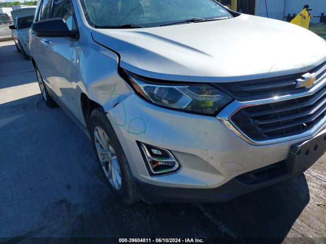 Chevrolet EQUINOX LS 2018 2GNAXREV9J6253892 Image 19
