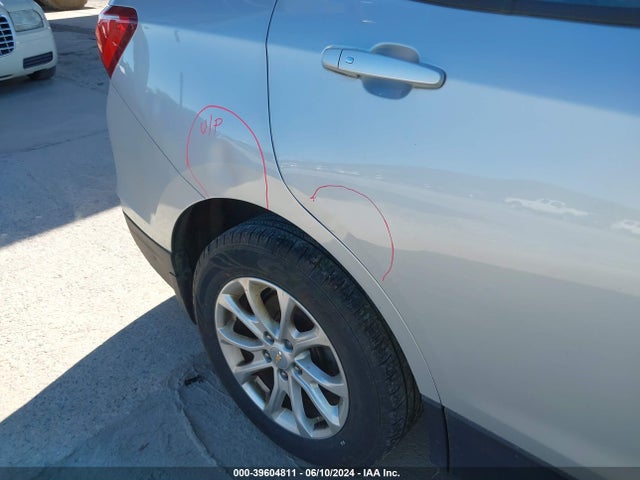 Chevrolet EQUINOX LS 2018 2GNAXREV9J6253892 Image 20