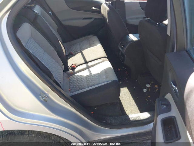 Chevrolet EQUINOX LS 2018 2GNAXREV9J6253892 Image 8