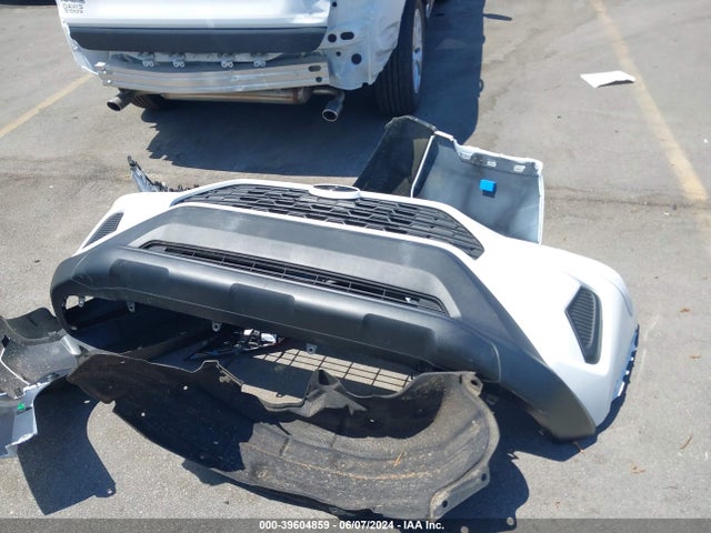 Toyota RAV4 LE 2024 2T3H1RFV9RW309918 Image 12