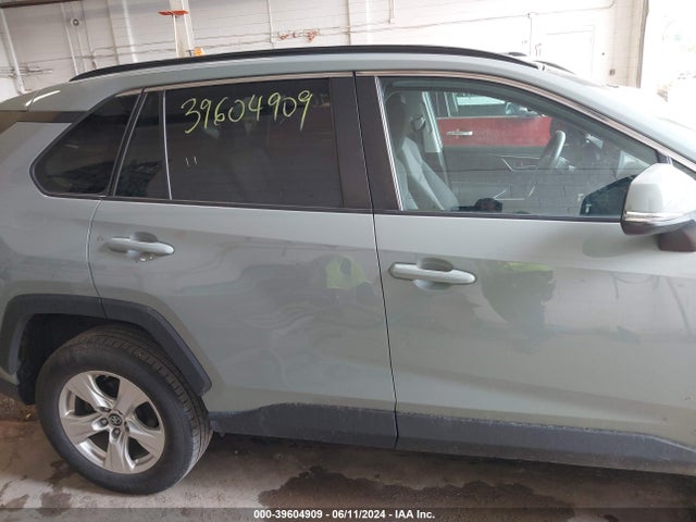Toyota Rav4 Xle 2019 2T3P1RFV3KW057651 Image 13