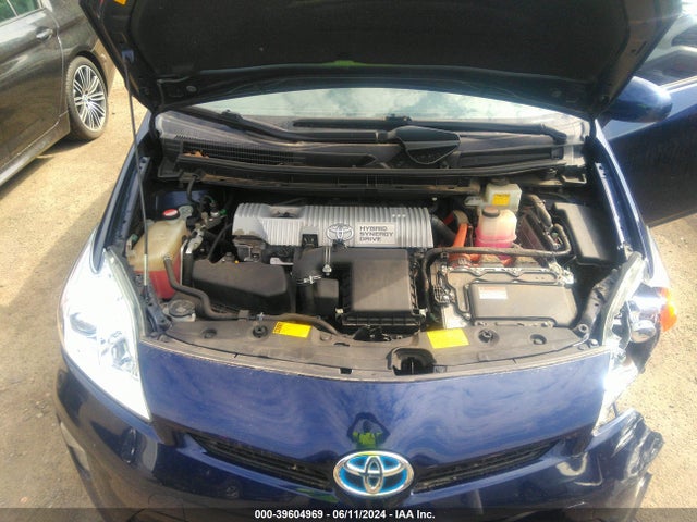 Toyota Prius Two 2015 JTDKN3DU1F0405057 Image 10
