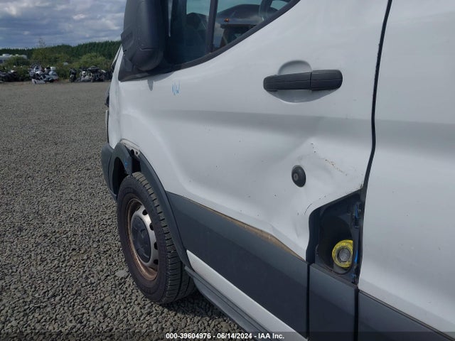 Ford Transit-150 2015 1FTNE2YM4FKB32783 Image 18