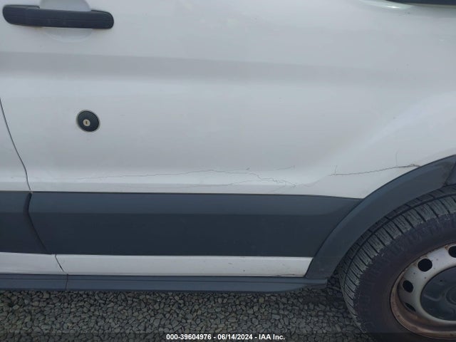 Ford Transit-150 2015 1FTNE2YM4FKB32783 Image 20