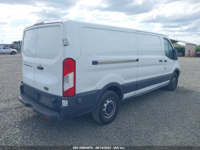 Ford Transit-150 2015 1FTNE2YM4FKB32783 Image 4