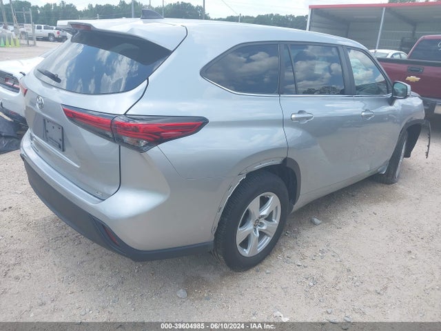 Toyota Highlander Le 2023 5TDKDRAH3PS503129 Image 4