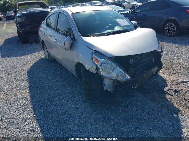 Nissan Versa 1.6 Sv 2017 3N1CN7AP1HK456194 Image 1