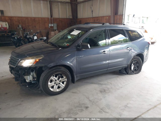 Chevrolet Traverse Ls 2014 1GNKVFKD4EJ227312 Image 2