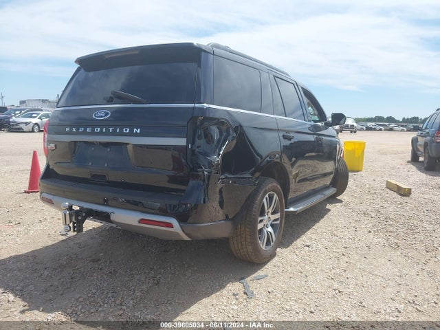 1FMJU1H85PEA52502 Ford Expedition Xlt