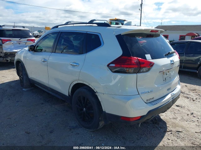 Nissan ROGUE SV 2017 5N1AT2MT9HC829442 Image 3