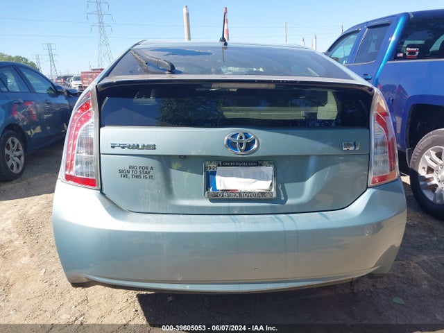 Toyota Prius Two 2015 JTDKN3DU5F1949622 Image 16