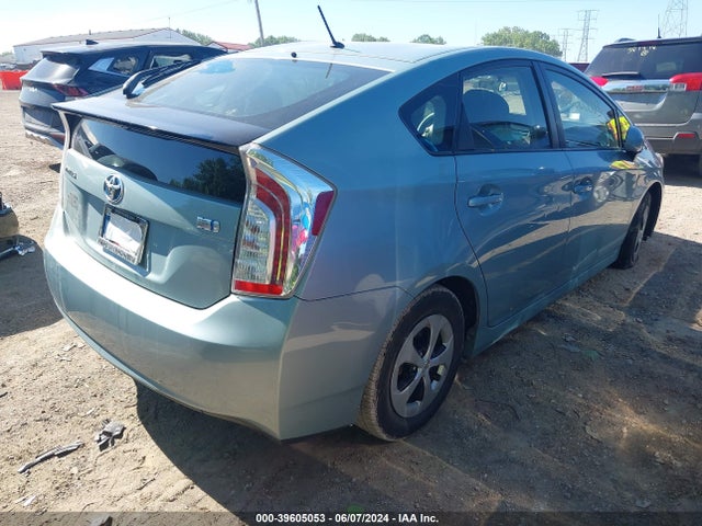 Toyota Prius Two 2015 JTDKN3DU5F1949622 Image 4