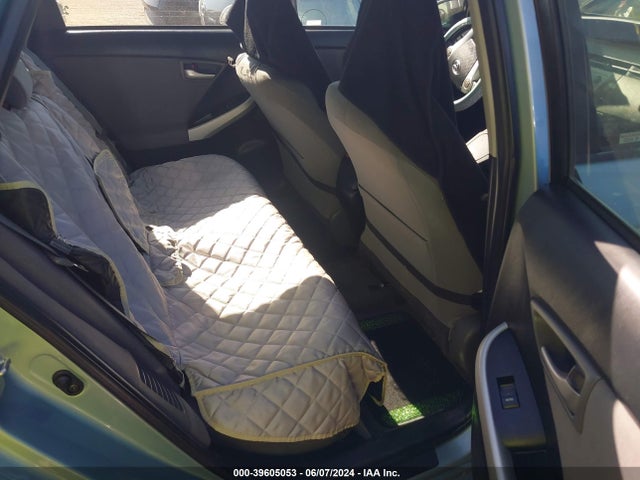 Toyota Prius Two 2015 JTDKN3DU5F1949622 Image 8
