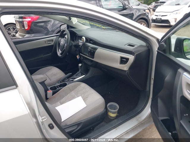 Toyota COROLLA LE 2015 2T1BURHE8FC318061 Image 5