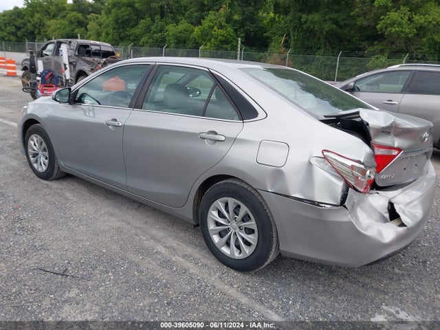 Toyota CAMRY LE 2015 4T4BF1FK5FR501345 Image 3