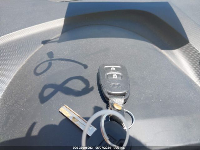 KMHCT4AE6HU376837 Hyundai ACCENT SE