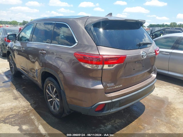 Toyota Highlander Xle 2017 5TDJZRFH9HS434597 Image 3
