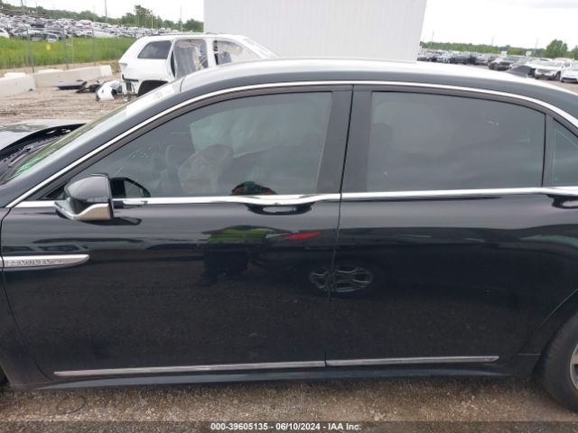 1LN6L9PK4J5614983 Lincoln Continental Premiere