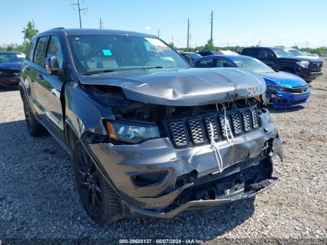 1C4RJFAGXJC491518 Jeep Grand Cherokee Altitude 4x4