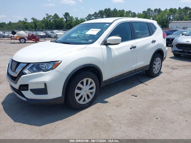 Nissan ROGUE S 2017 5N1AT2MV2HC847315 Image 2