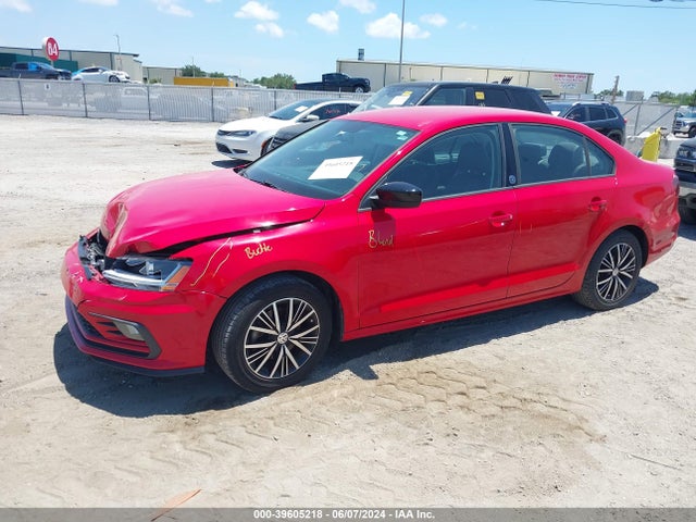 3VWB67AJ4JM237979 Volkswagen Jetta 1.4t Se/1.4t Wolfsburg Edition