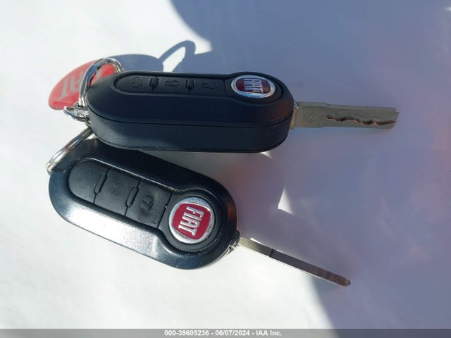 2012 FIAT 500 3C3CFFAR5CT212299 Photo 10