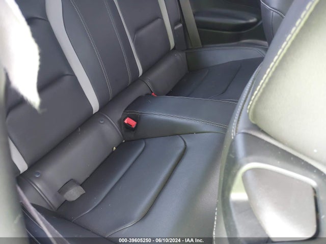 Chevrolet Camaro 2lt 2017 1G1FD1RS8H0169390 Image 8