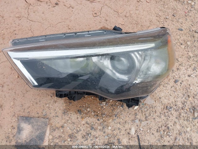 Toyota 4RUNNER SR5 2024 JTEEU5JR4R5308028 Image 12