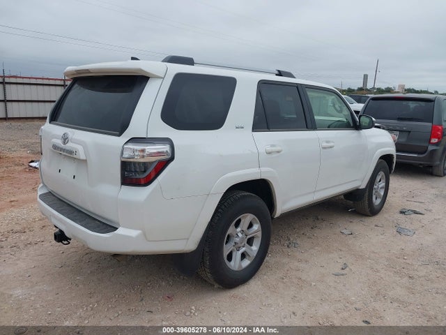 Toyota 4RUNNER SR5 2024 JTEEU5JR4R5308028 Image 4