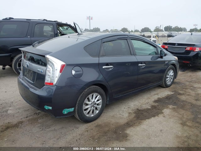 Toyota PRIUS PLUG-IN 2014 JTDKN3DP6E3051706 Image 4