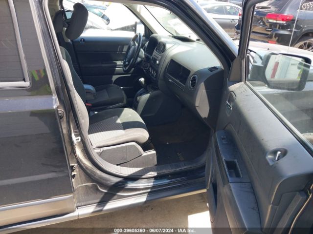 1C4NJRFB8HD121699 Jeep Patriot Latitude 4x4