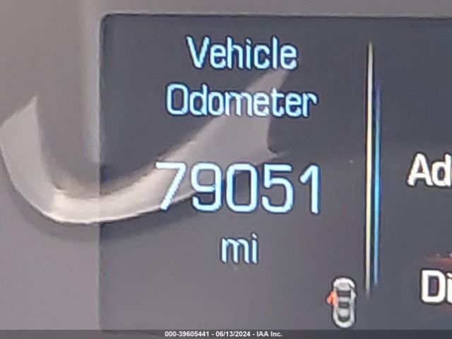1GYKNCRS7KZ120323 Cadillac XT5 LUXURY