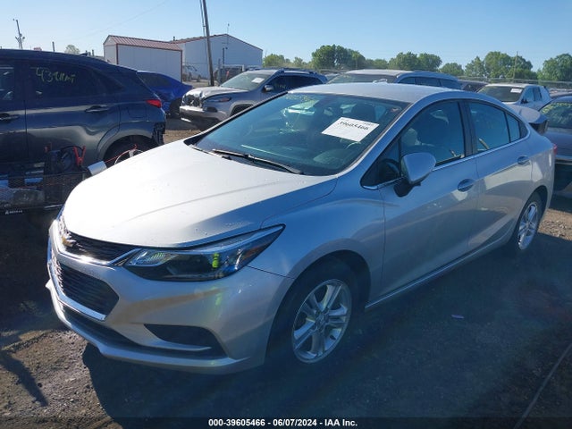 Chevrolet Cruze Lt Auto 2017 1G1BE5SM6H7213649 Image 2