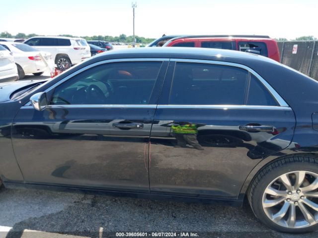 2C3CCAAGXKH589874 Chrysler 300 Touring