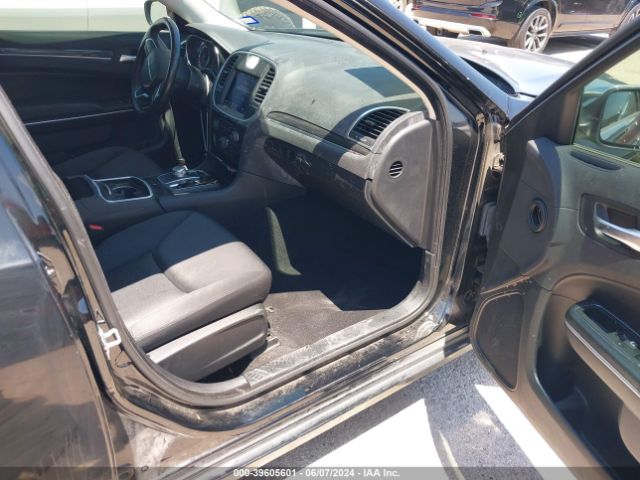 2C3CCAAGXKH589874 Chrysler 300 Touring