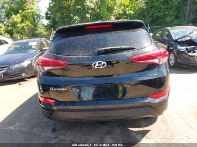 KM8J23A43JU708315 Hyundai TUCSON SE
