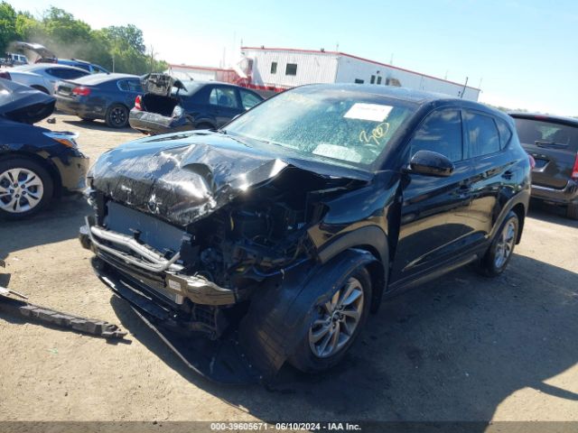 KM8J23A43JU708315 Hyundai TUCSON SE