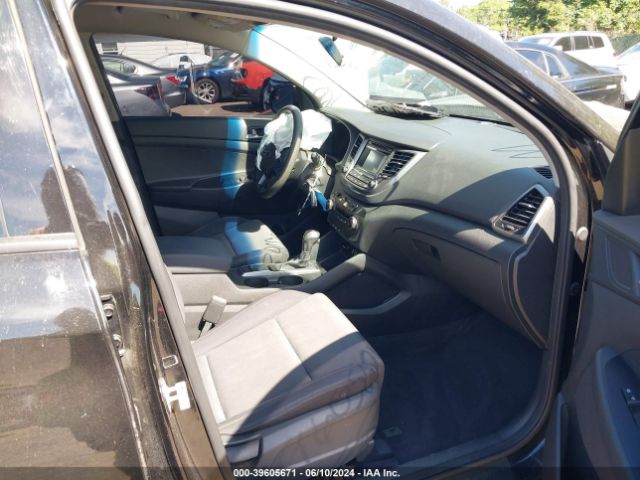 KM8J23A43JU708315 Hyundai TUCSON SE