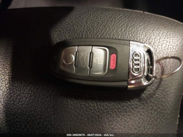 WA1LFAFP1EA110069 Audi Q5 2.0t Premium