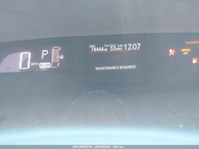 JTDKDTB30F1111530 Toyota Prius C One
