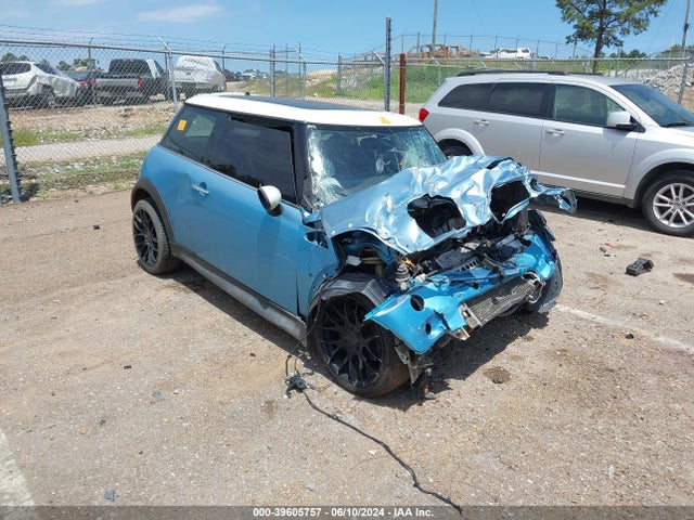 2004 MINI COOPER S WMWRE33464TD81818 Photo 0