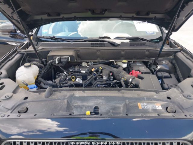 2LMPJ6J98PBL15598 Lincoln Nautilus Standard